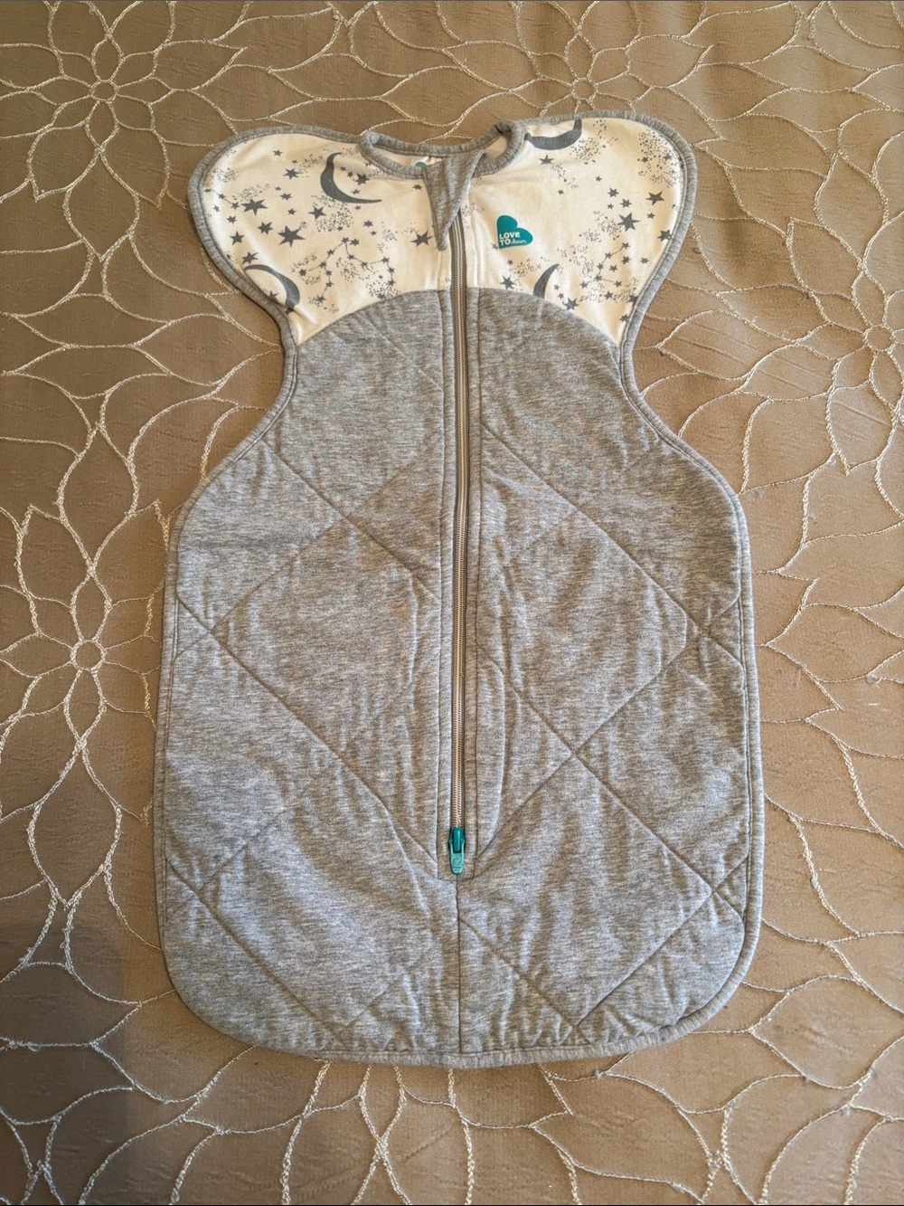 Love To Dream - Swaddle Up Warm Sleep Sack. TOG 2.5 - Newborn size